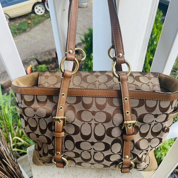 Coach Brown Signature Canvas And Leather Shoulder Bag - Picture 10 of 15